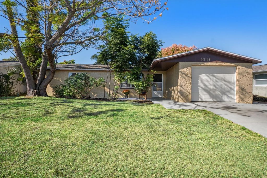 9315 PALM AVENUE, Port Richey, FL 34668