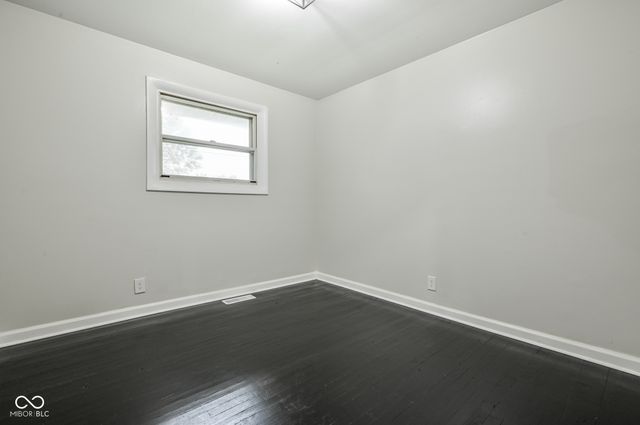 7518 E 48th Street, Indianapolis, IN 46226