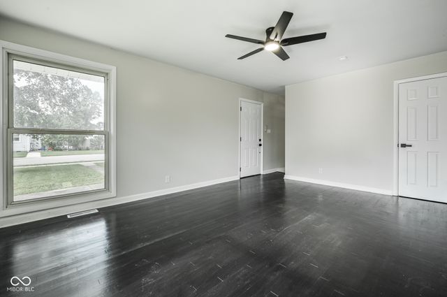 7518 E 48th Street, Indianapolis, IN 46226