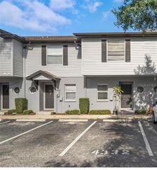 4332 HAR PAUL CIRCLE, Tampa, FL 33614