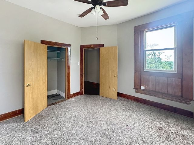 1425 W 10th Street, Davenport, IA 52804