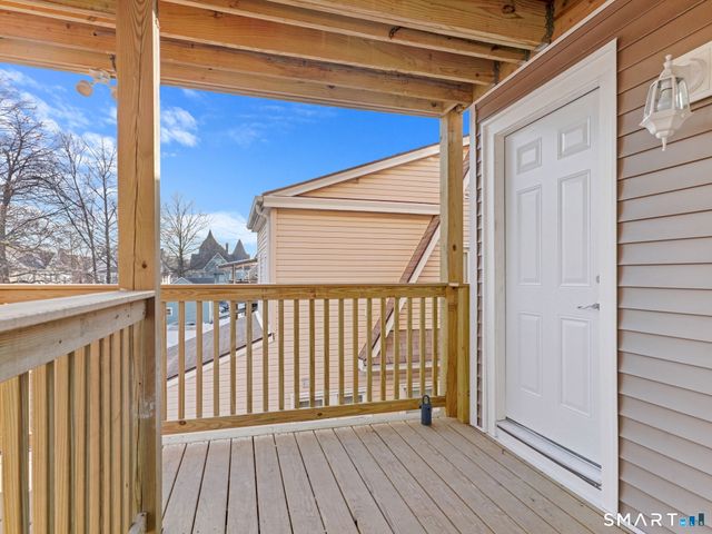 27 5th Street 3, Stamford, CT 06905