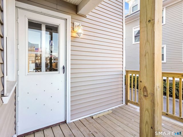 27 5th Street 3, Stamford, CT 06905