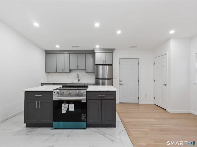 27 5th Street 3, Stamford, CT 06905