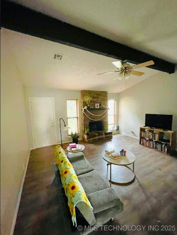 1205 W Austin Place, Broken Arrow, OK 74011