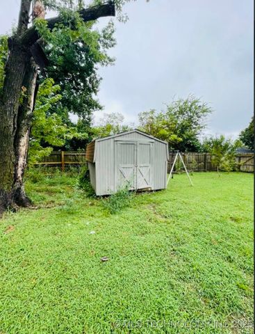1205 W Austin Place, Broken Arrow, OK 74011