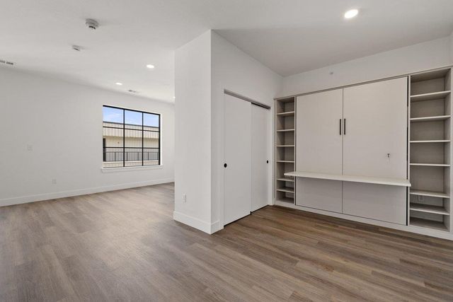 4315 S Congress Ave 224, Austin, TX 78745