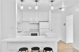 320 S Gramercy Place 302, Los Angeles, CA 90020