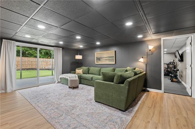 507 Angie Way SW, Lilburn, GA 30047