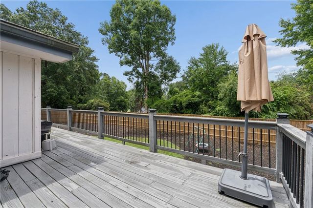 507 Angie Way SW, Lilburn, GA 30047