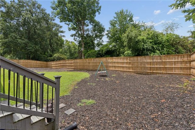 507 Angie Way SW, Lilburn, GA 30047