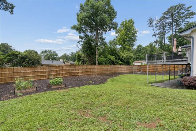 507 Angie Way SW, Lilburn, GA 30047