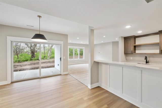 831 Richland Court, Van Meter, IA 50261