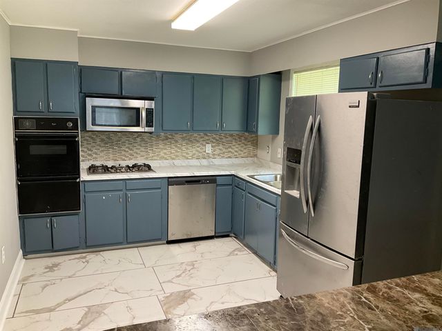 1978 Mcquaid Dr, Saint George, LA 70810
