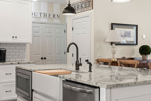 3327 Nashville Hwy, Lewisburg, TN 37091