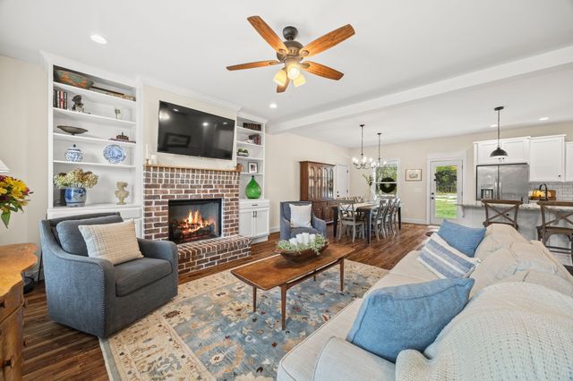 3327 Nashville Hwy, Lewisburg, TN 37091