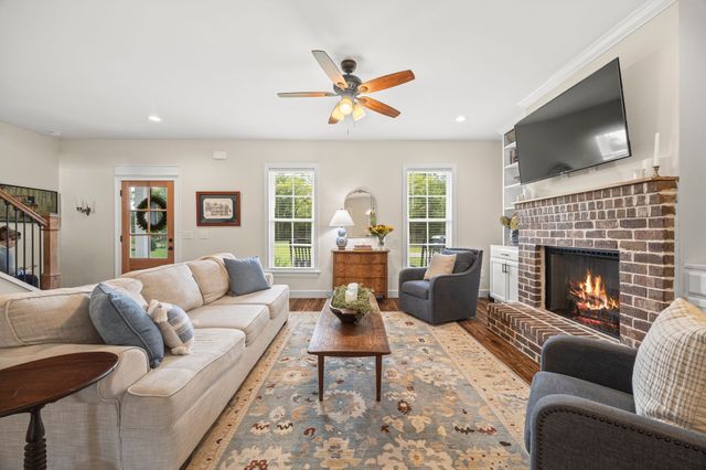 3327 Nashville Hwy, Lewisburg, TN 37091