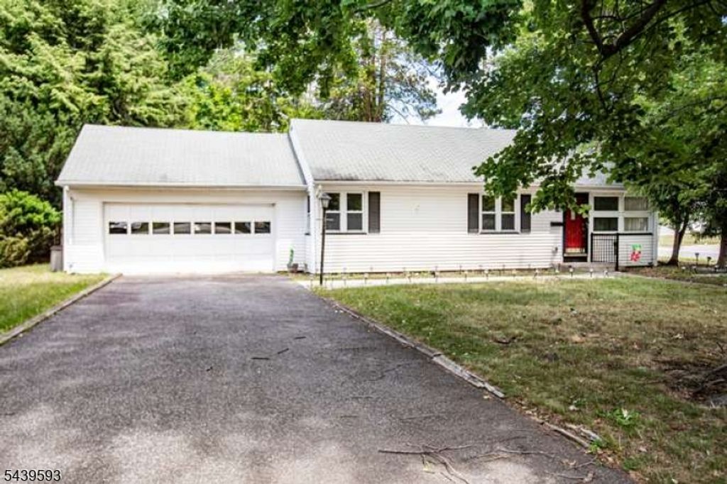 4 Beverly Rd, Glen Rock Boro, NJ 07452 — photo 2