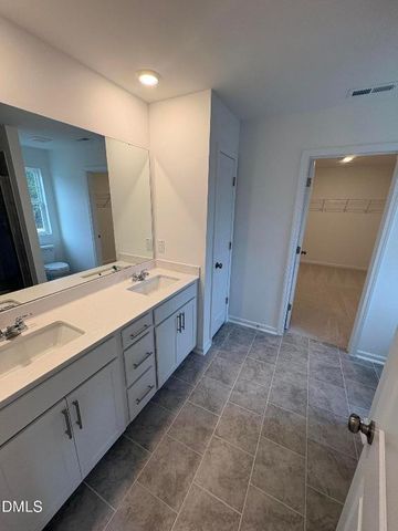 508 Venetian Drive, Sanford, NC 27332