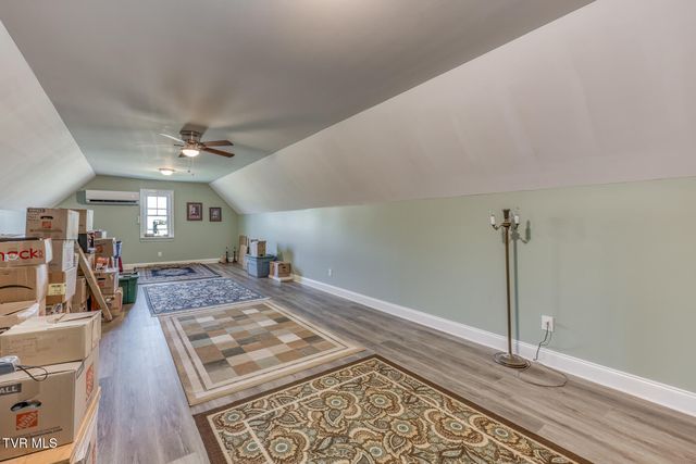 11423 Reedy Creek Road, Bristol, VA 24202