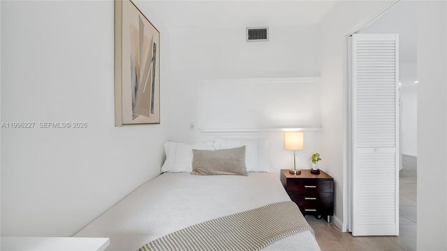 100 SW 130th Ter 204C, Pembroke Pines, FL 33027