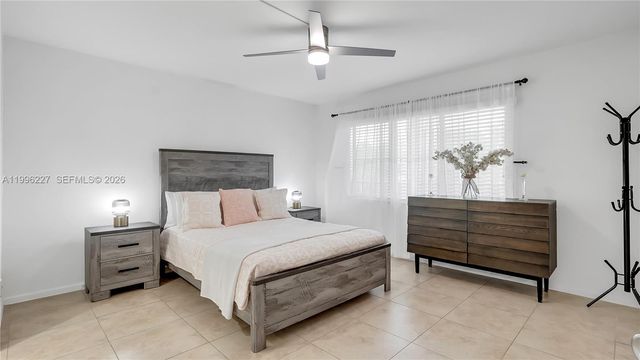 100 SW 130th Ter 204C, Pembroke Pines, FL 33027