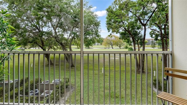 100 SW 130th Ter 204C, Pembroke Pines, FL 33027