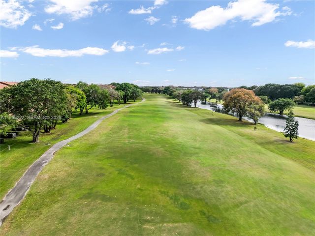 100 SW 130th Ter 204C, Pembroke Pines, FL 33027