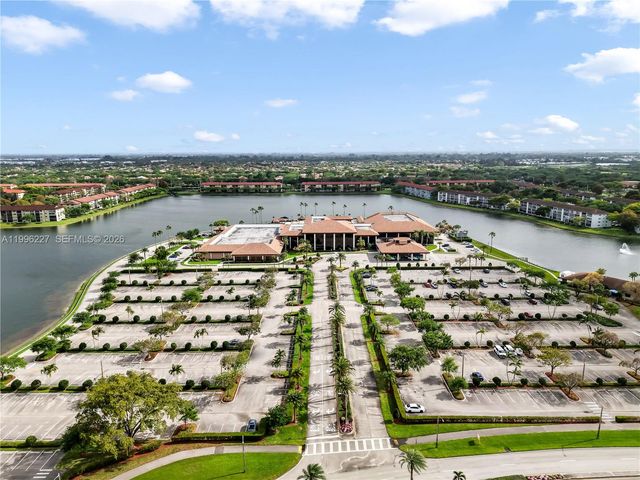 100 SW 130th Ter 204C, Pembroke Pines, FL 33027