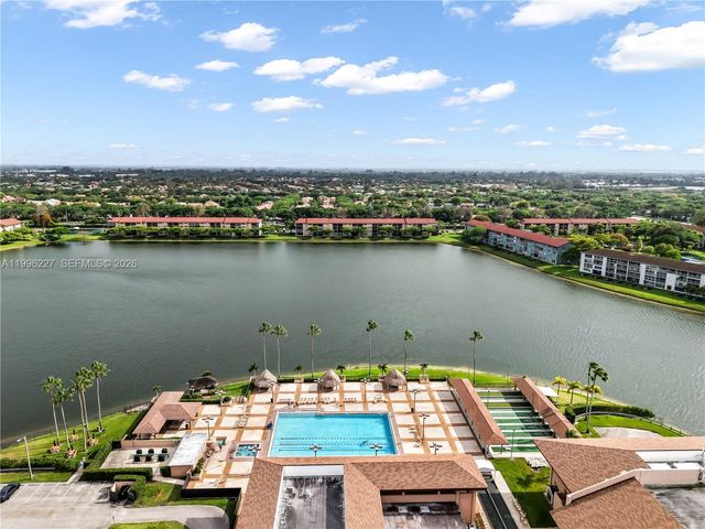 100 SW 130th Ter 204C, Pembroke Pines, FL 33027