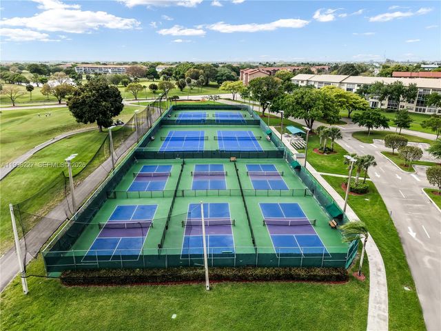 100 SW 130th Ter 204C, Pembroke Pines, FL 33027