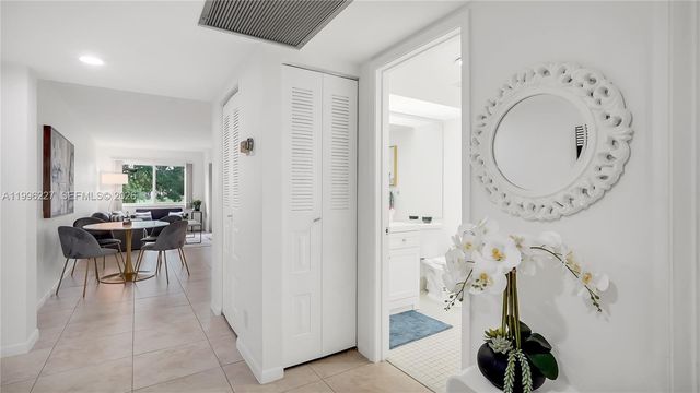 100 SW 130th Ter 204C, Pembroke Pines, FL 33027