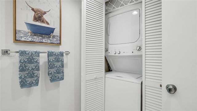 100 SW 130th Ter 204C, Pembroke Pines, FL 33027