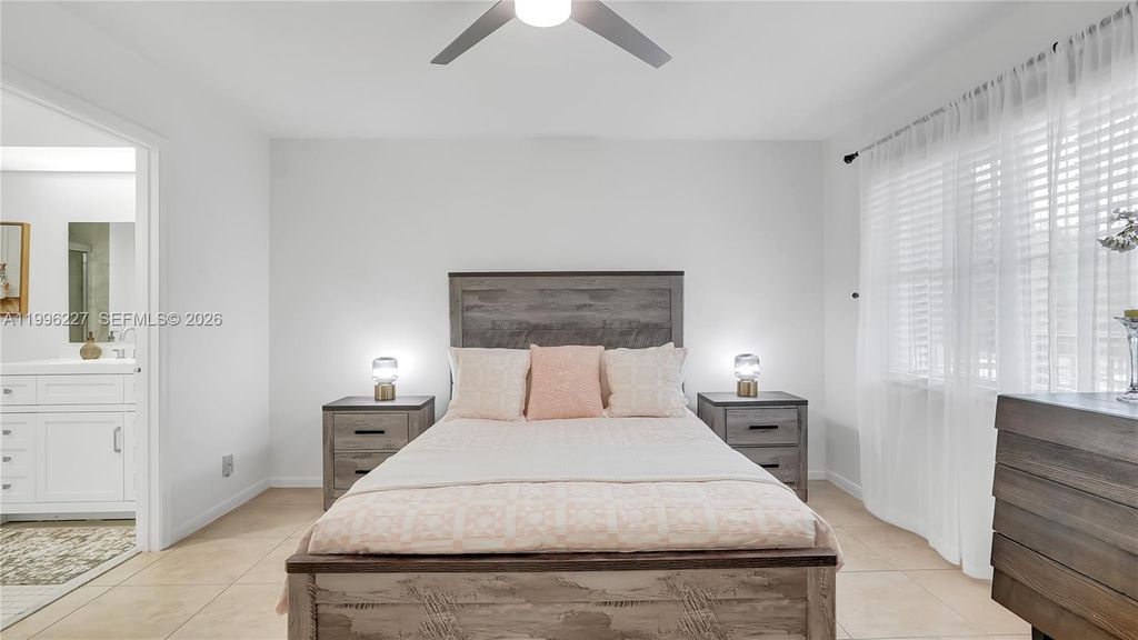 100 SW 130th Ter 204C, Pembroke Pines, FL 33027