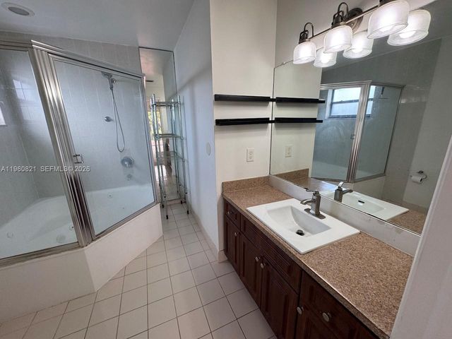 8273 NW 188th Ter, Hialeah, FL 33015