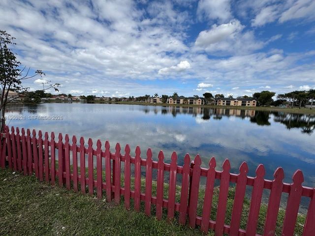 8273 NW 188th Ter, Hialeah, FL 33015