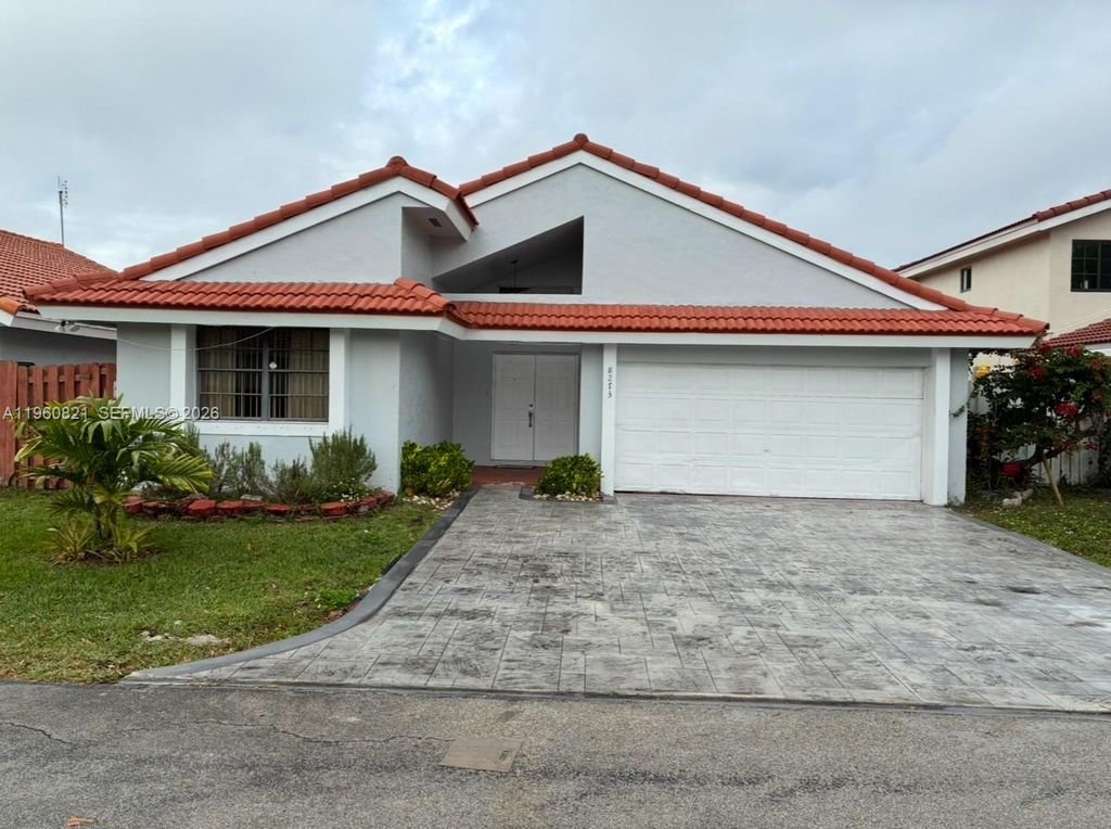8273 NW 188th Ter, Hialeah, FL 33015