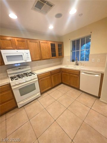 6485 Abbotsford House Court, Las Vegas, NV 89130