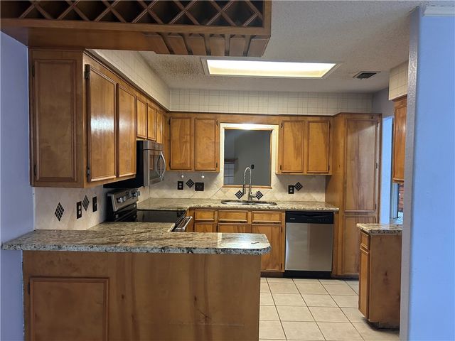 4530 Windows Dr, Corpus Christi, TX 78413