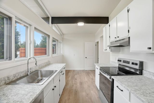 3309 W Francis Ave, Spokane, WA 99205