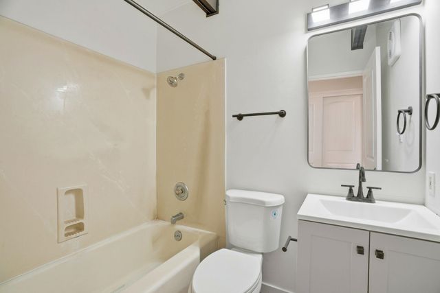 3309 W Francis Ave, Spokane, WA 99205