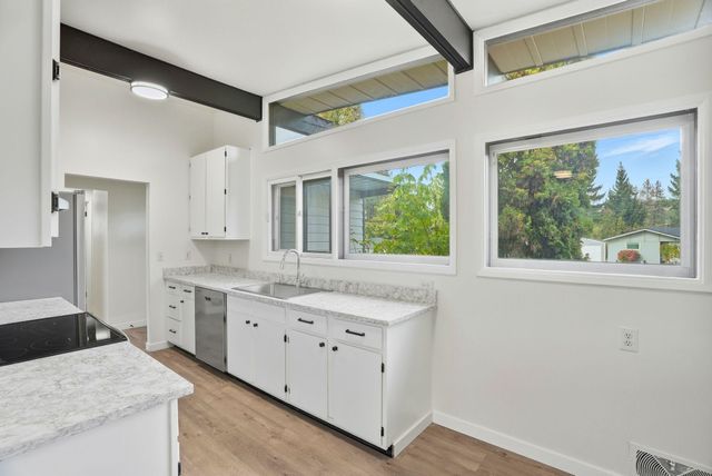 3309 W Francis Ave, Spokane, WA 99205