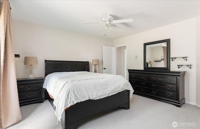 4361 Shadowood Drive, Clinton, WA 98236