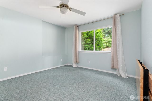 4361 Shadowood Drive, Clinton, WA 98236