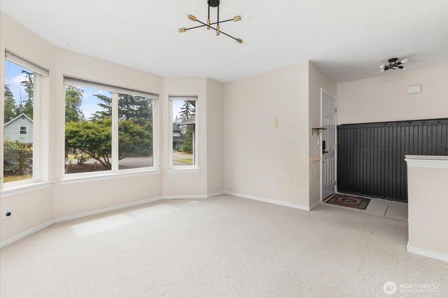 4361 Shadowood Drive, Clinton, WA 98236