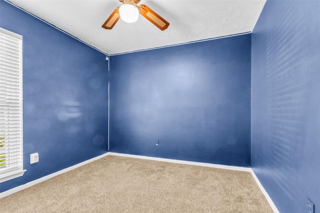 326 Una Drive, Deer Park, TX 77536