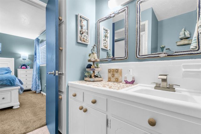 326 Una Drive, Deer Park, TX 77536