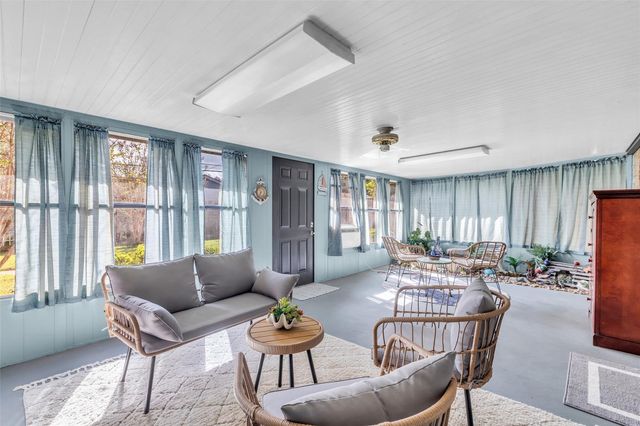 326 Una Drive, Deer Park, TX 77536