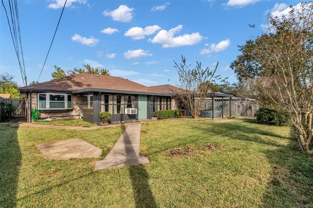326 Una Drive, Deer Park, TX 77536