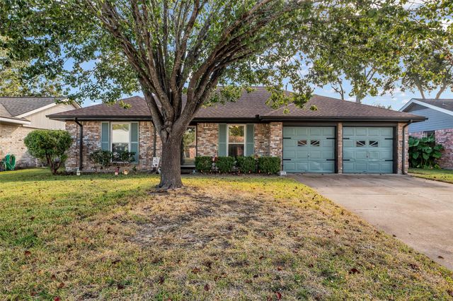 326 Una Drive, Deer Park, TX 77536